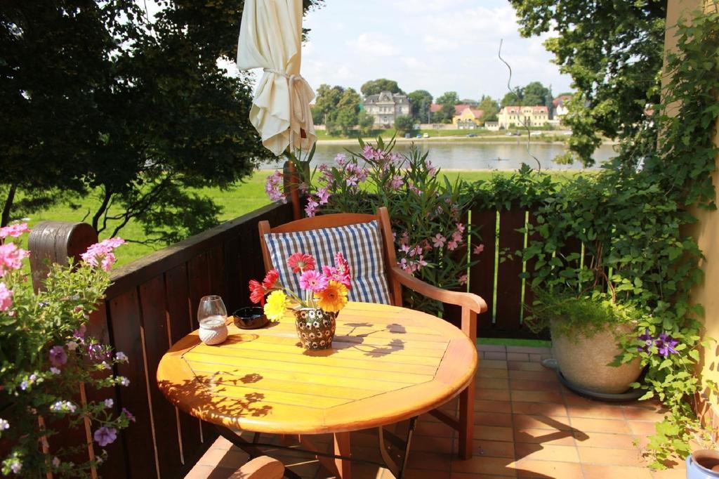Traumhaftes Elb-Chalet Dresden Buitenkant foto